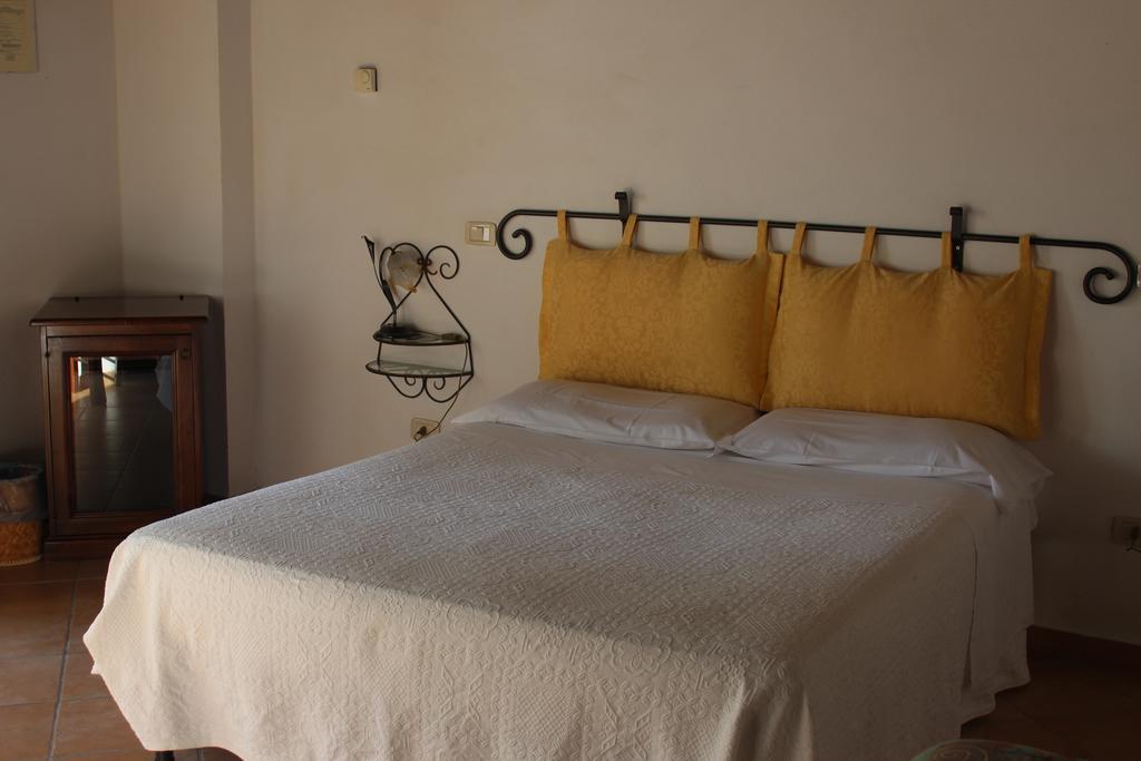 Agriturismo Il Poggiolo Montemerano Bilik gambar