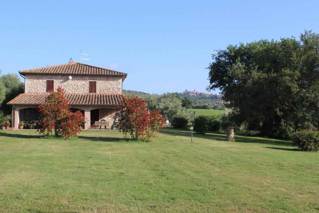 Agriturismo Il Poggiolo Montemerano Luaran gambar
